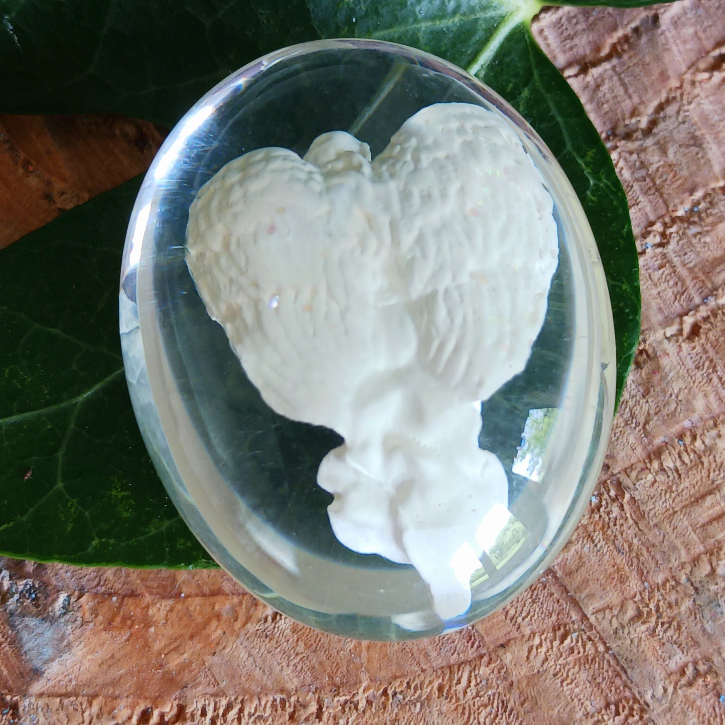 Carry this stone in your pocket or purse to use as a worry stone. As you hold this stone in your hand, imagine the Angel's calm presence surrounding you. Imagine yourself letting go of hurts or worries.
