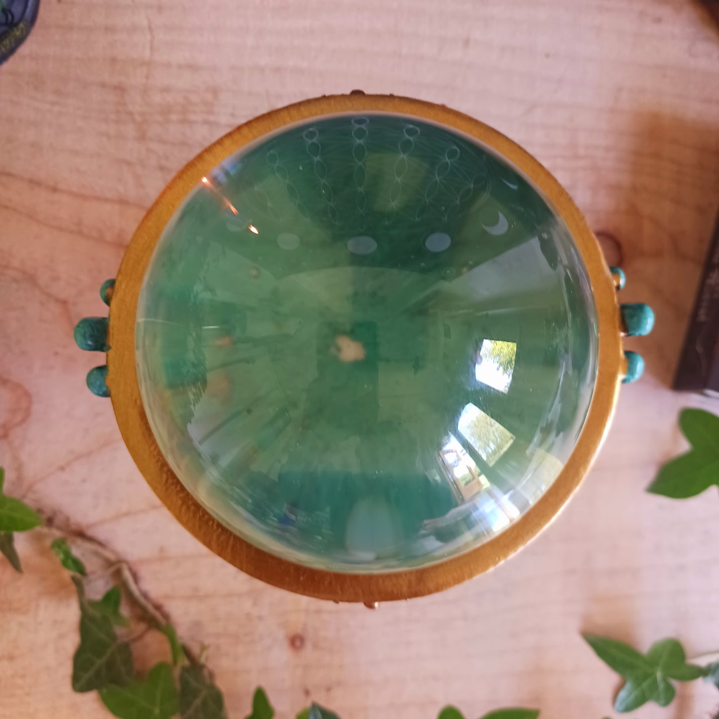 Step into the mystical world of divination with this Wiccan Witchcraft Divination Crystal Ball. This large flawless orbuculum measures 11cm and is flawlessly clear and spherical.  A must-have for both budding fortune tellers and seasoned practitioners of the mystical arts.