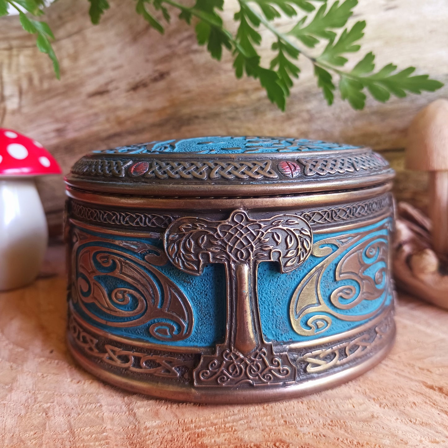 Round Tree of Life Celtic Trinket Box