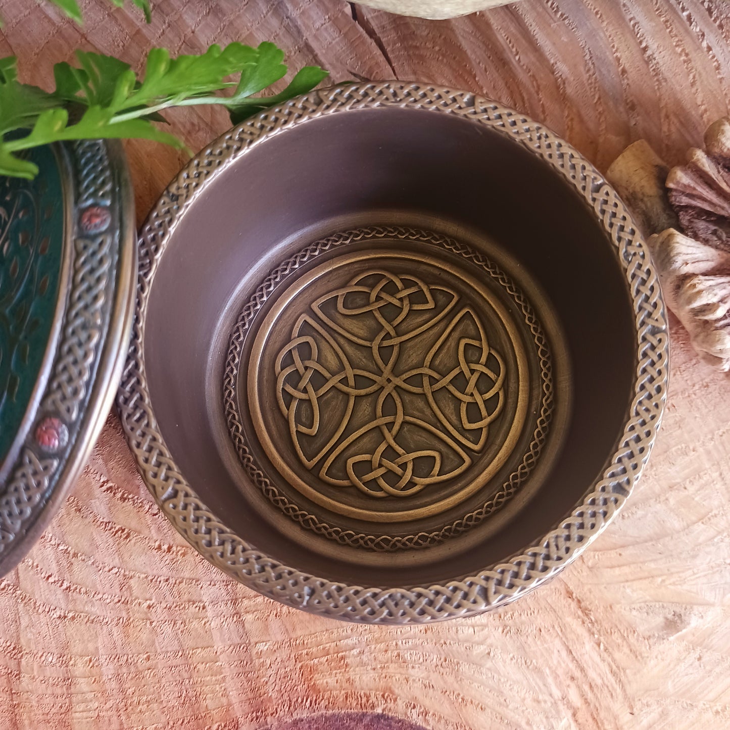 Round Tree of Life Celtic Trinket Box