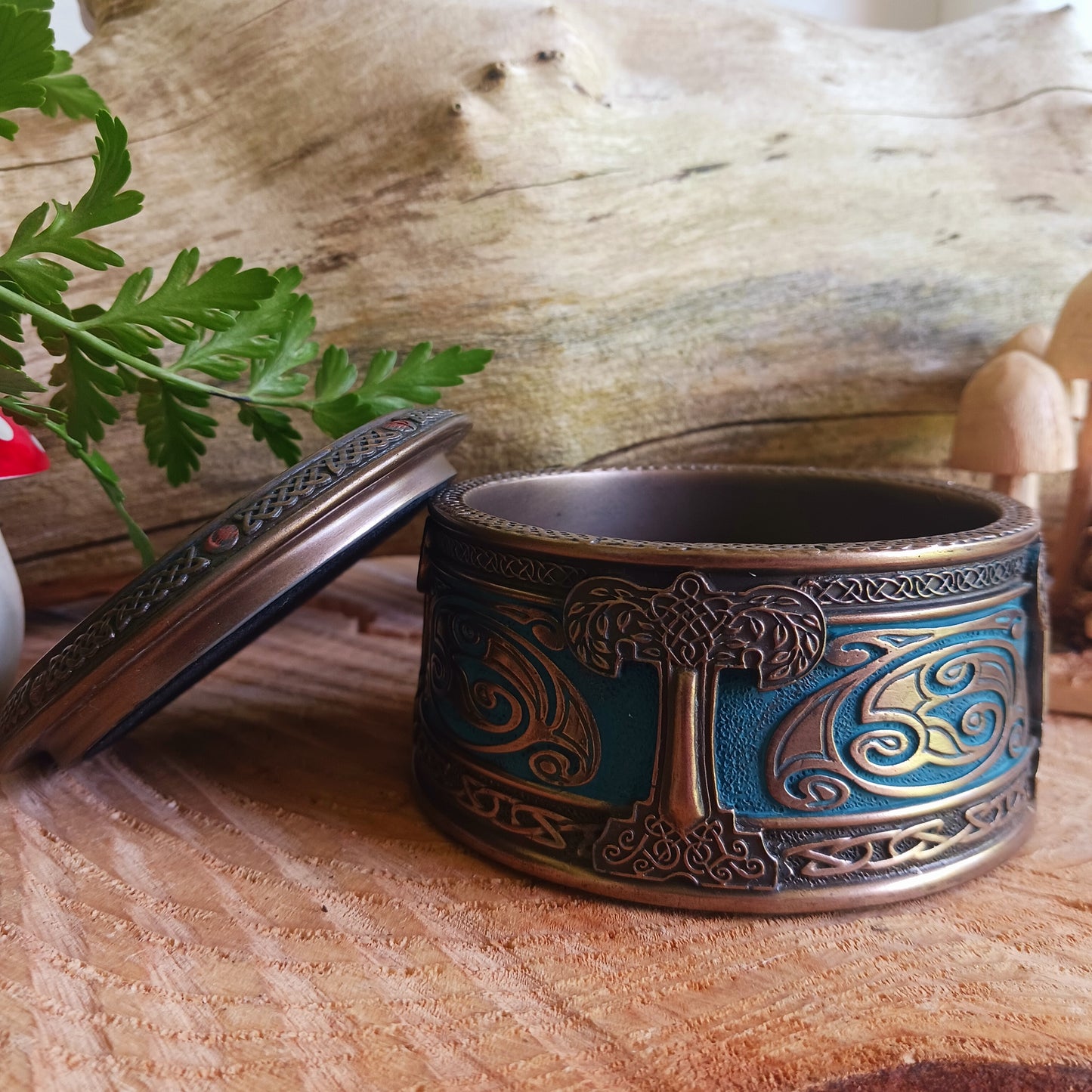 Round Tree of Life Celtic Trinket Box