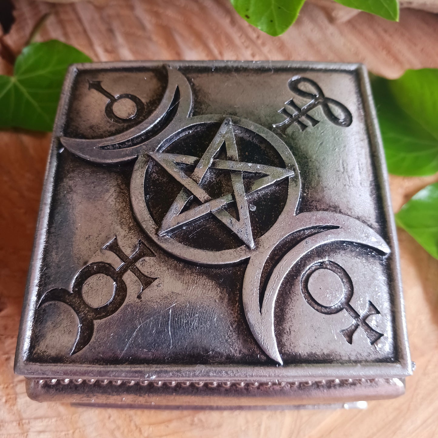 Triple Moon Spell Box