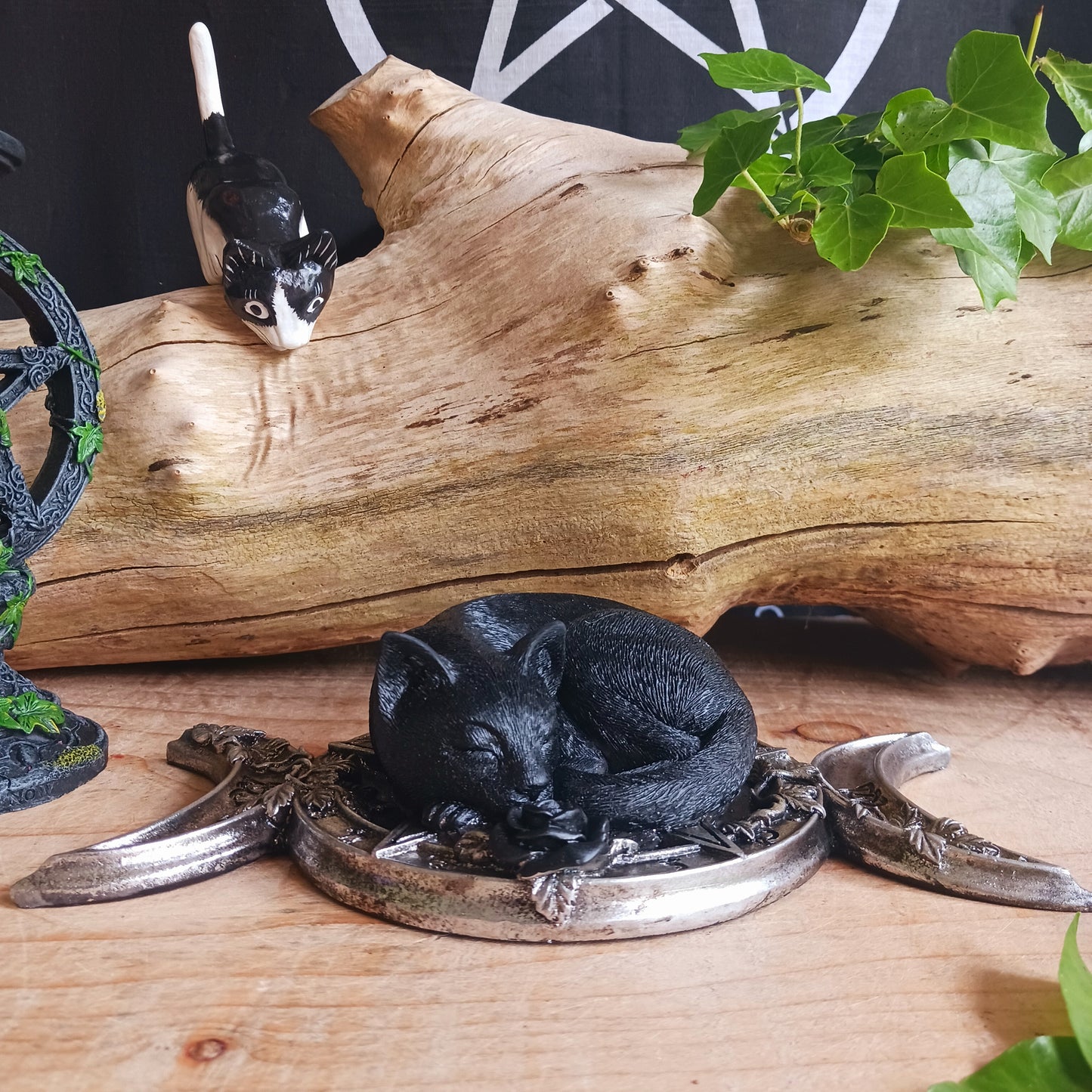 Witches Familiar Ornament | Alchemy Gifts cats