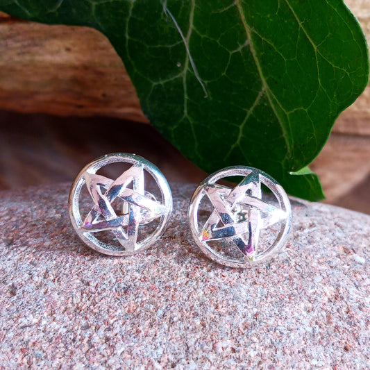 These are beautifully made bold Pentagram studs in solid sterling silver.  Perfect for folk magic. The pentagram has represented many things in it’s long history, the joining of the five elements, the five wounds of Christ, the form of man, the horns of the Goat Lord. It’s perfect for many people for many reasons.  These can be charmed for many purposes in folk magic, but also they’re just stunning pieces of jewellery.&nbsp; You can really stand out from the crowd with this stunning studs.&nbsp;