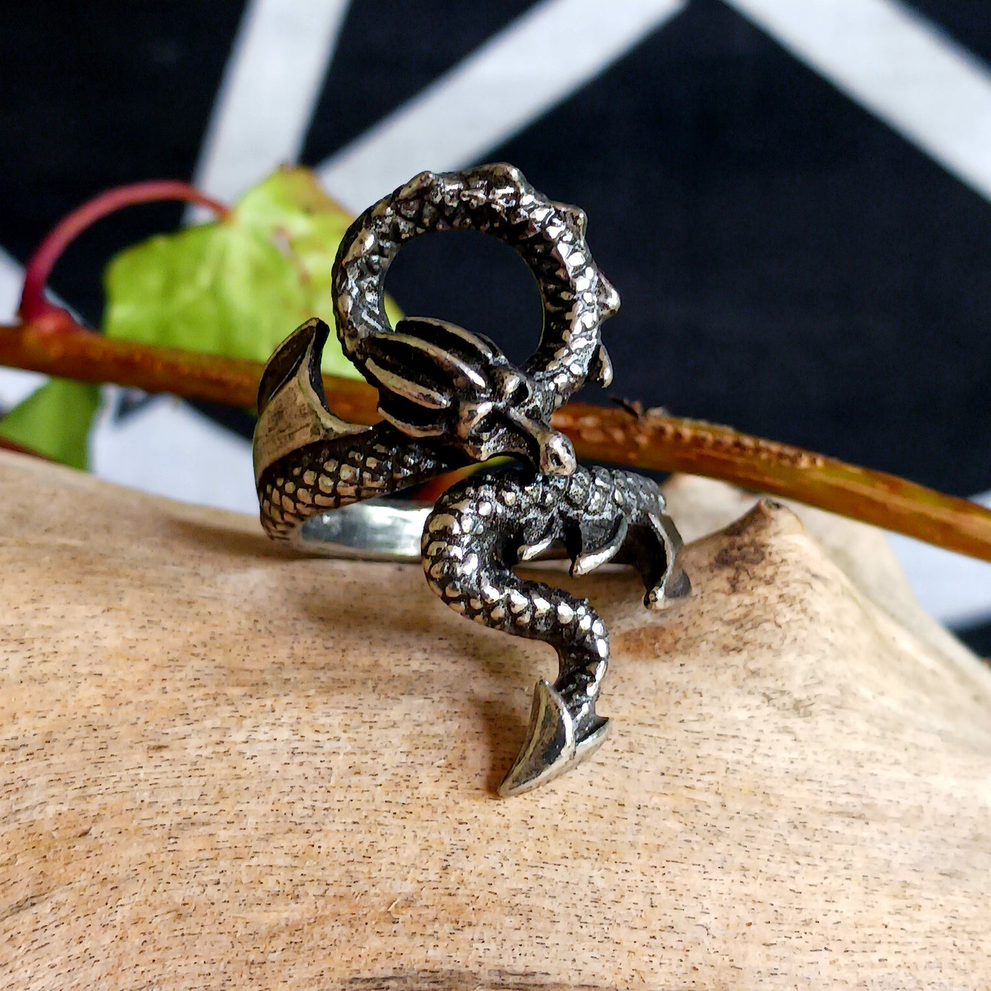 Alchemy Gothic Dragons Lure | Ring