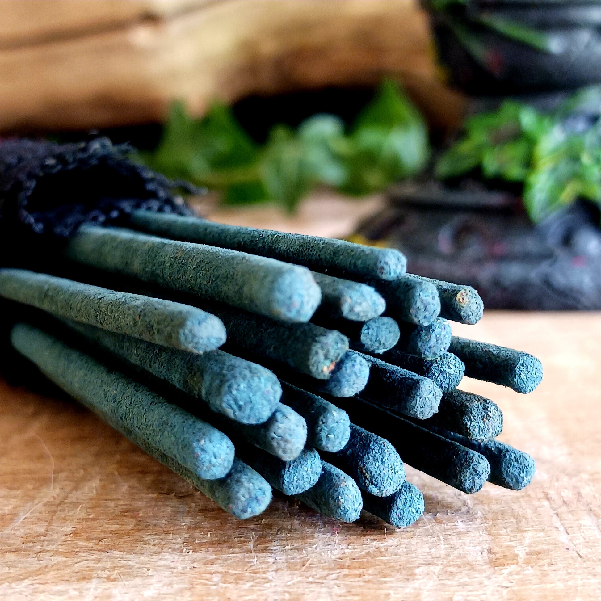 Handmade Indian Incense Sticks | 25 Sticks Tibetan Musk