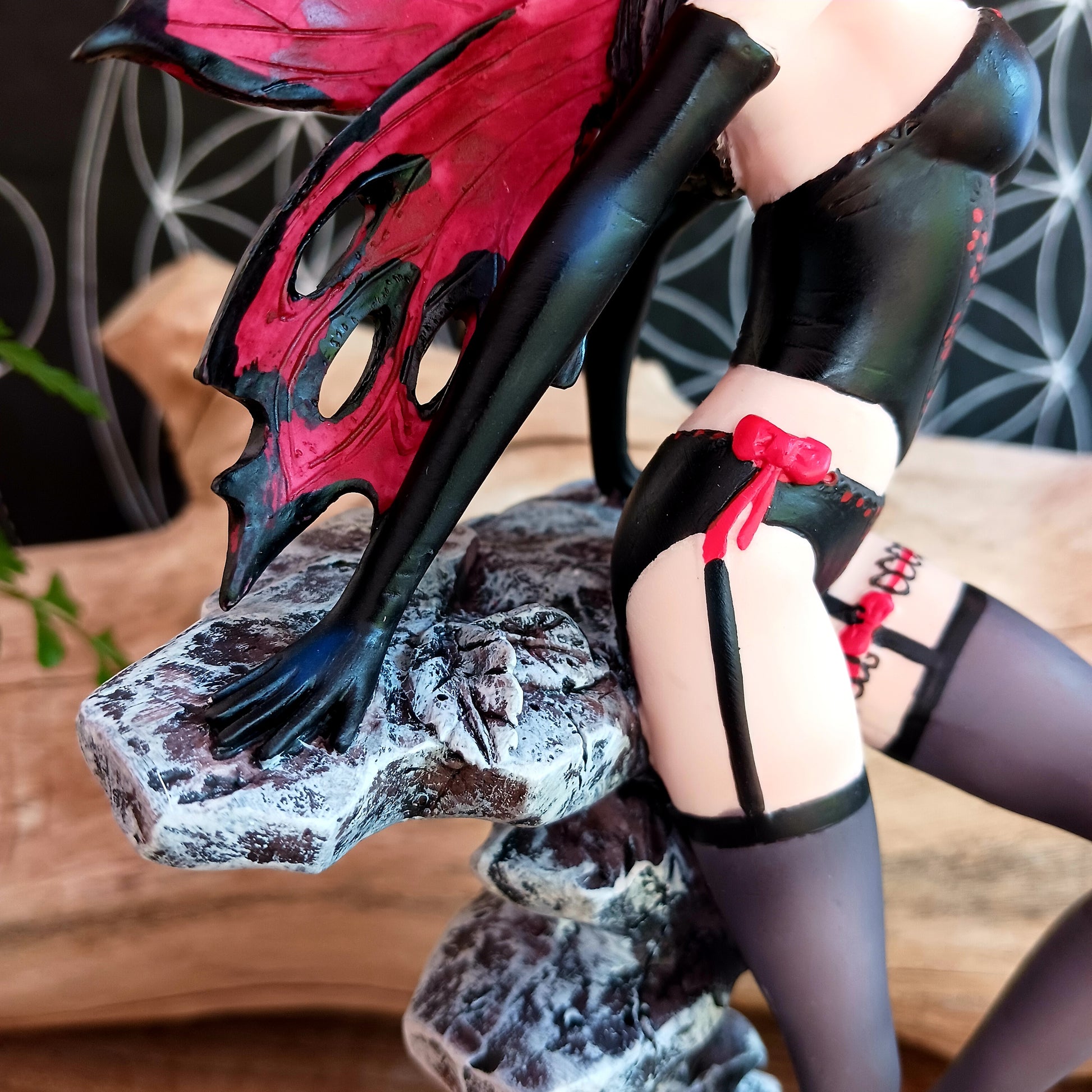 Scarlet | Seductive Dark Fairy Figurine