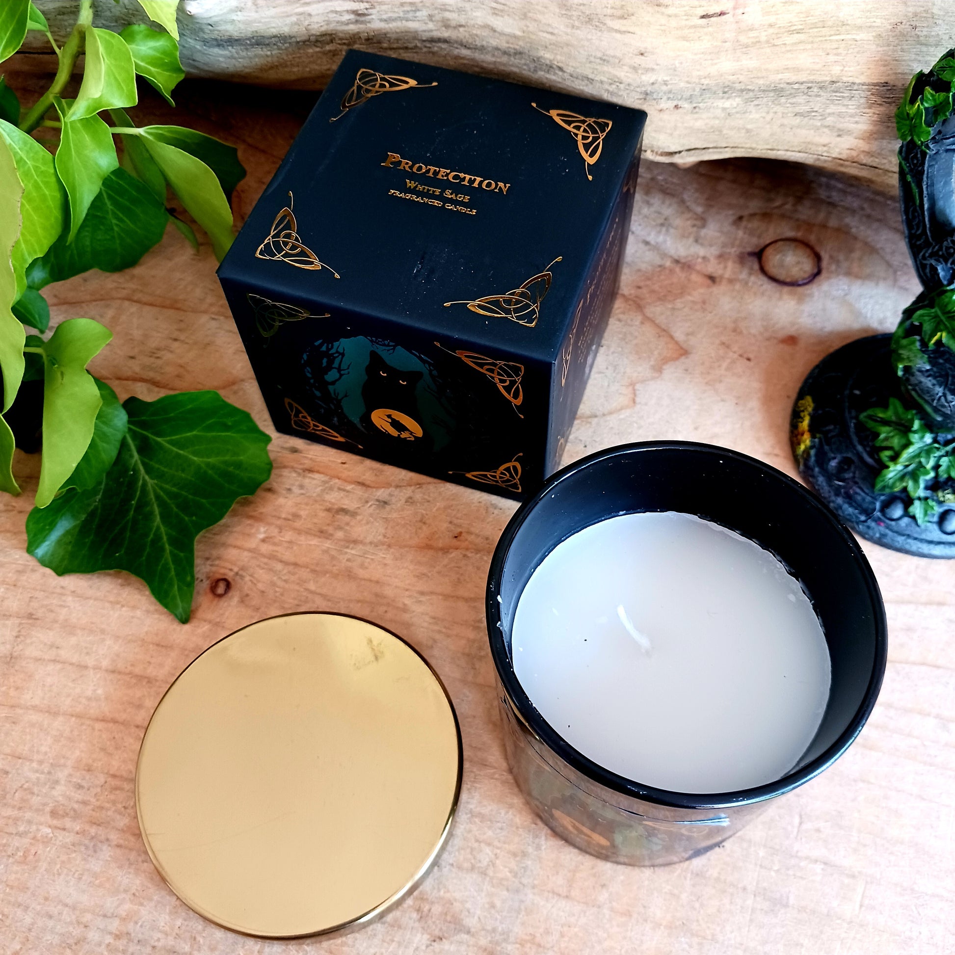 Designed by fantasy artist Lisa Parker, this 'Rise of the Witches' White Sage candle can be used to create a feeling of sanctuary and peace in the home. The candle and gift box feature the powerful affirmation, 'We are one with the Earth listen to her as she seeks to guide and protect you. You are never alone'. Whether used in meditation, ritual work, or simply as a calming presence, this candle aids in grounding and deepening your spiritual practice.