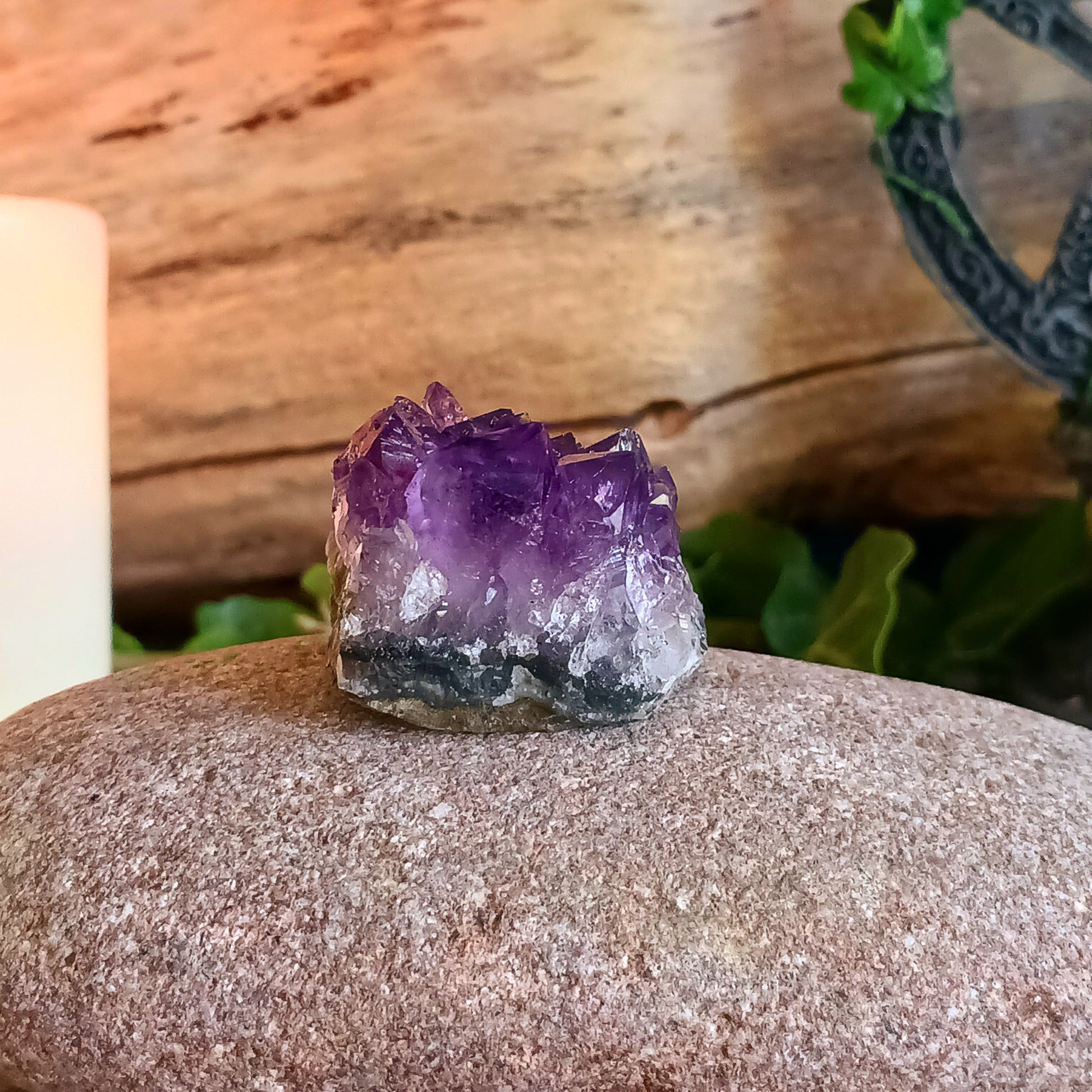 This amethyst crystal has the highest quality of the semi precious stones.