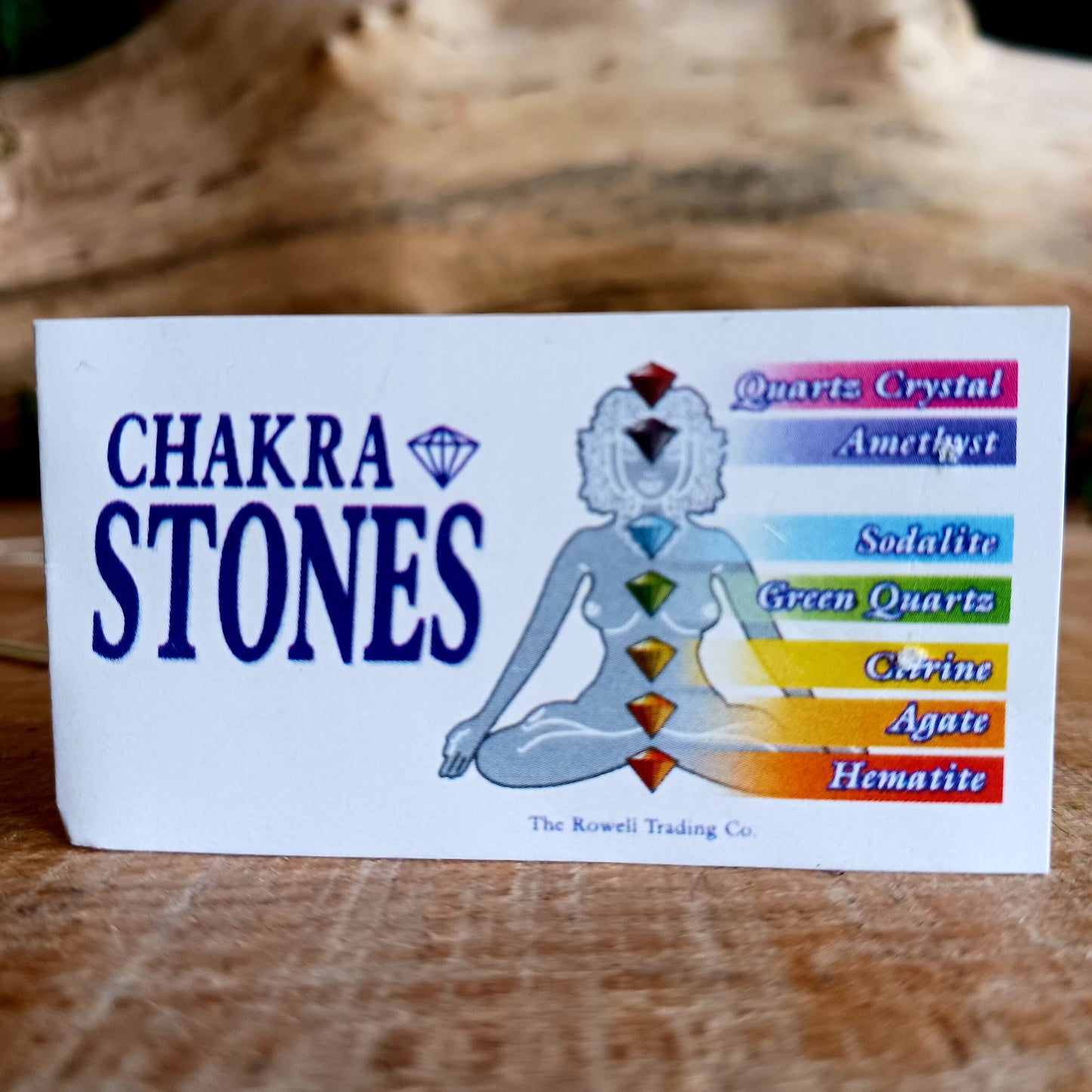 This chakra healing necklace gift set includes 7 polished gemstones, and a silver-toned wire cage pendant presented in a gift bag. You can simply choose the appropriate crystal for the day and place it inside the metal pendant holder to ease negative feelings and promote inner and outer wellbeing.