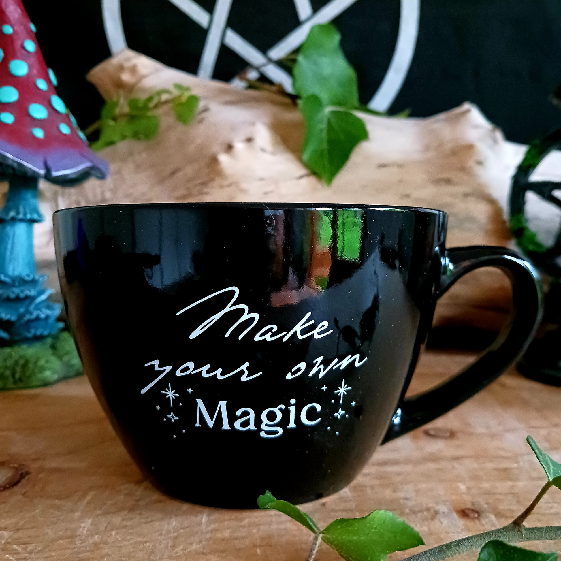 Make your own magic with every warm brew. This magical mug is sure to enchant with its vast starry sky design inside, and encouraging affirmation, making it the perfect piece to start off the day.