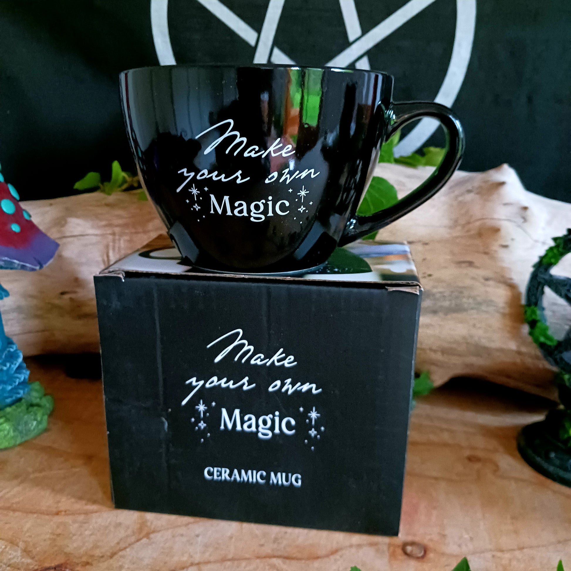 Make your own magic with every warm brew. This magical mug is sure to enchant with its vast starry sky design inside, and encouraging affirmation, making it the perfect piece to start off the day.