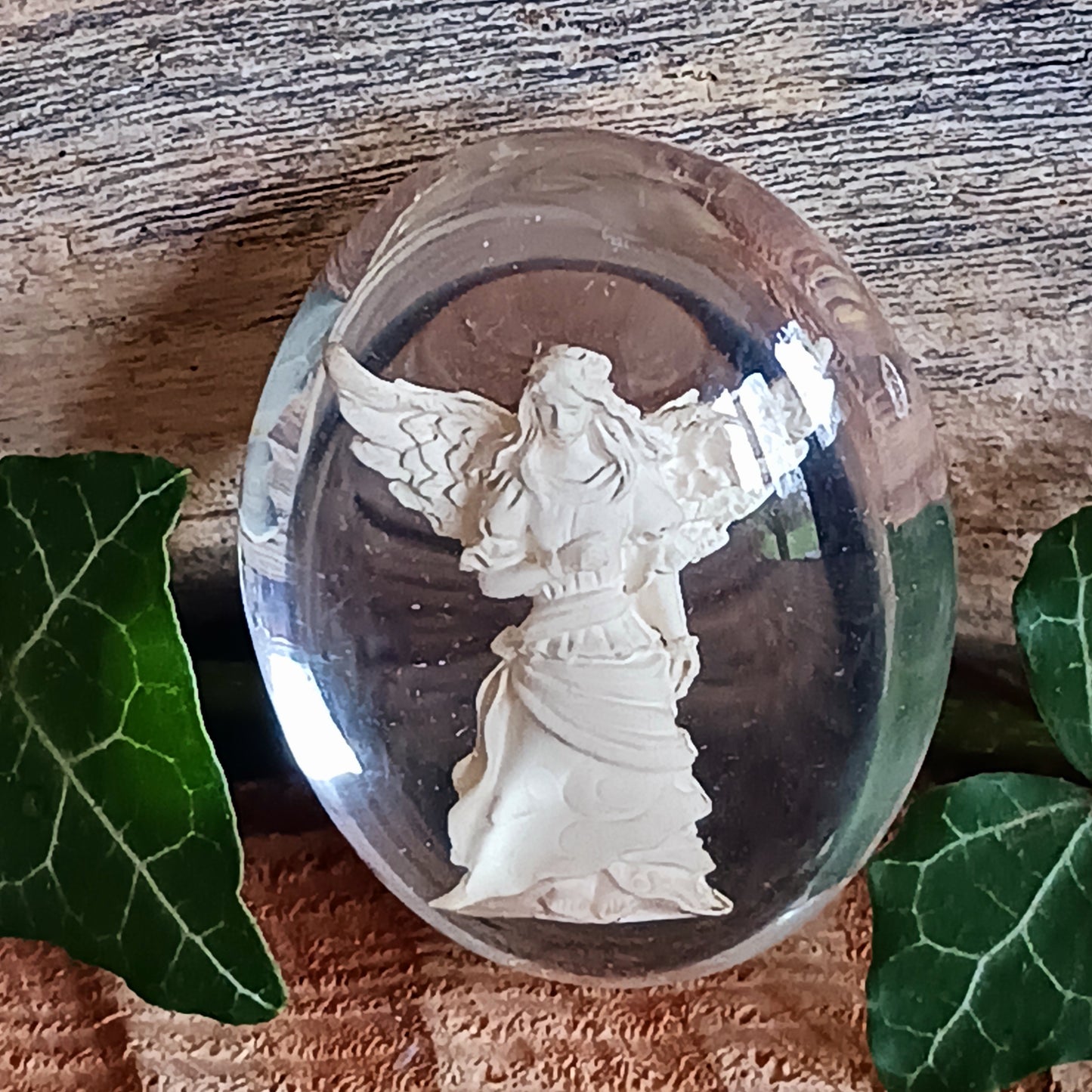 A perfect little gift to let someone know you are thinking of them. These little Angel Stones are contained in a protective see-through polymer resin making these pocket “worry stones” very robust and suitable for carrying in your pocket or purse.