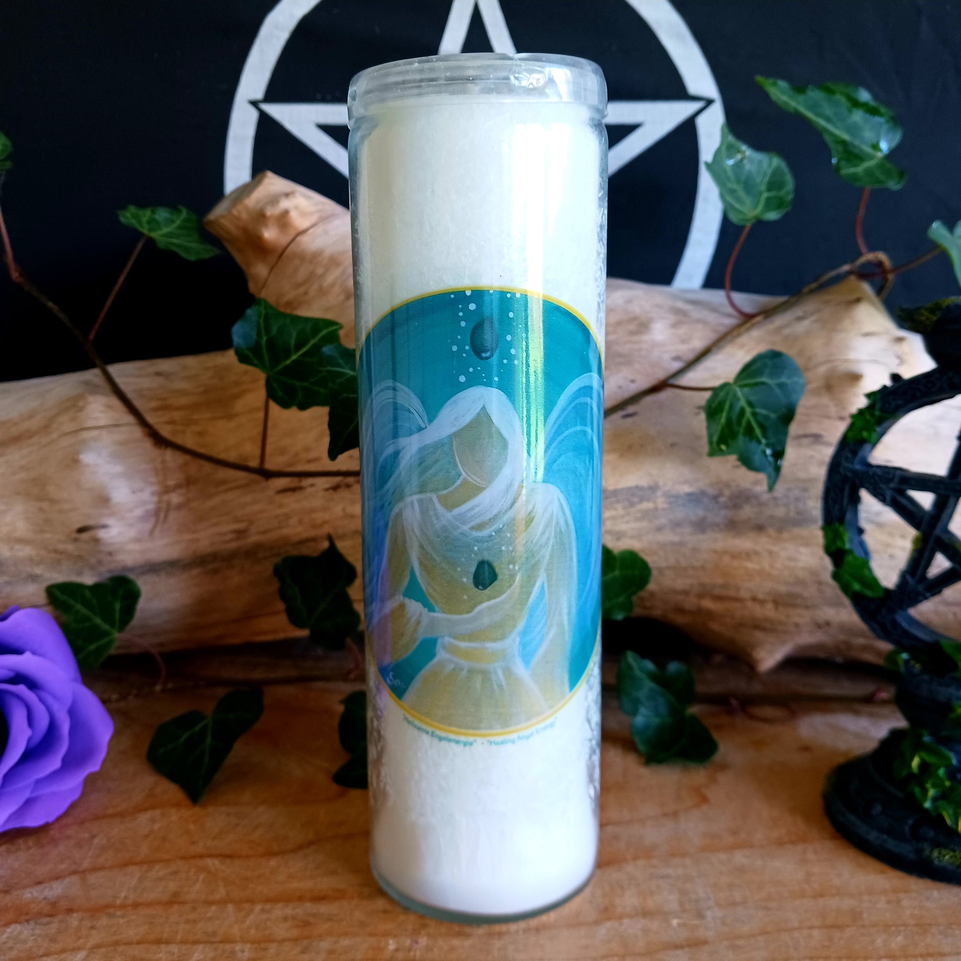 This 100 percent natural candle is specially made to create a Peace and Harmony atmosphere. The white candle is decorated with sharing healing angel energy with a lovely image of Lotus Angel of Love.