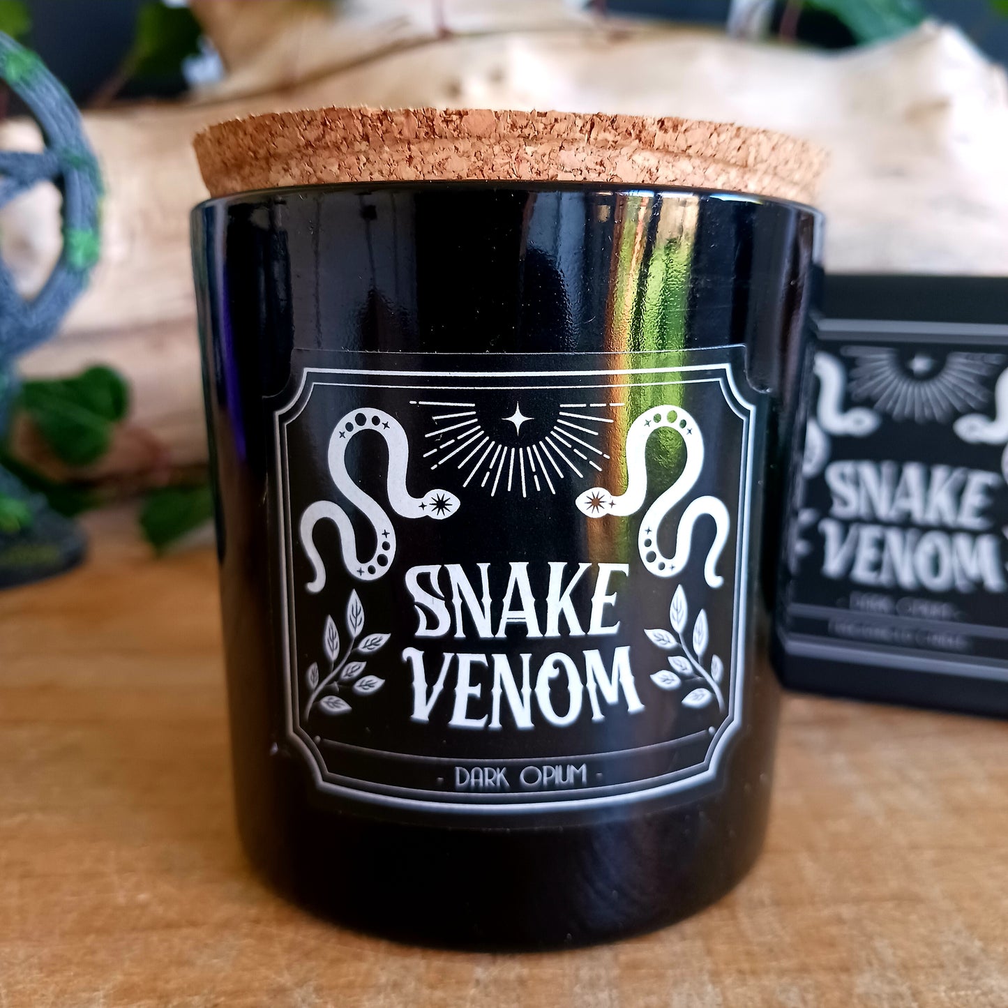 Add a little magic to your space with this bewitching ritual Snake Venom candle. Featuring an enchanting scent of Dark Opium and a mystical cork lid, this candle is idea for use in any ritual, or to give as a thoughtful gift.