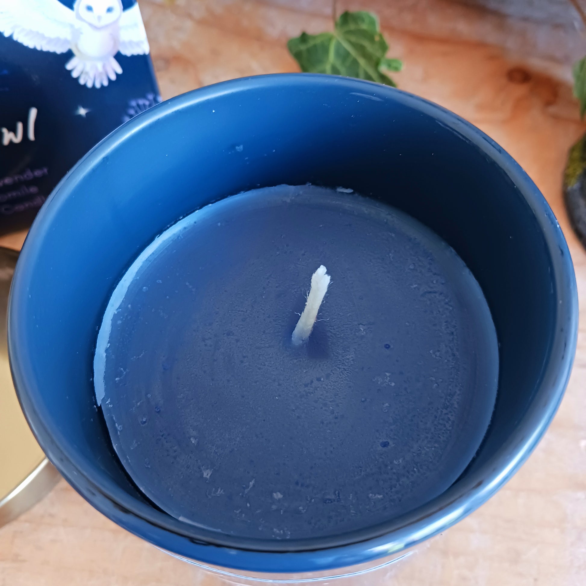 This Night Owl candle is perfect for before bedtime to ensure a peaceful night's sleep. The candle contains a soothing Lavender and Chamomile fragrance to help relax and calm the mind.