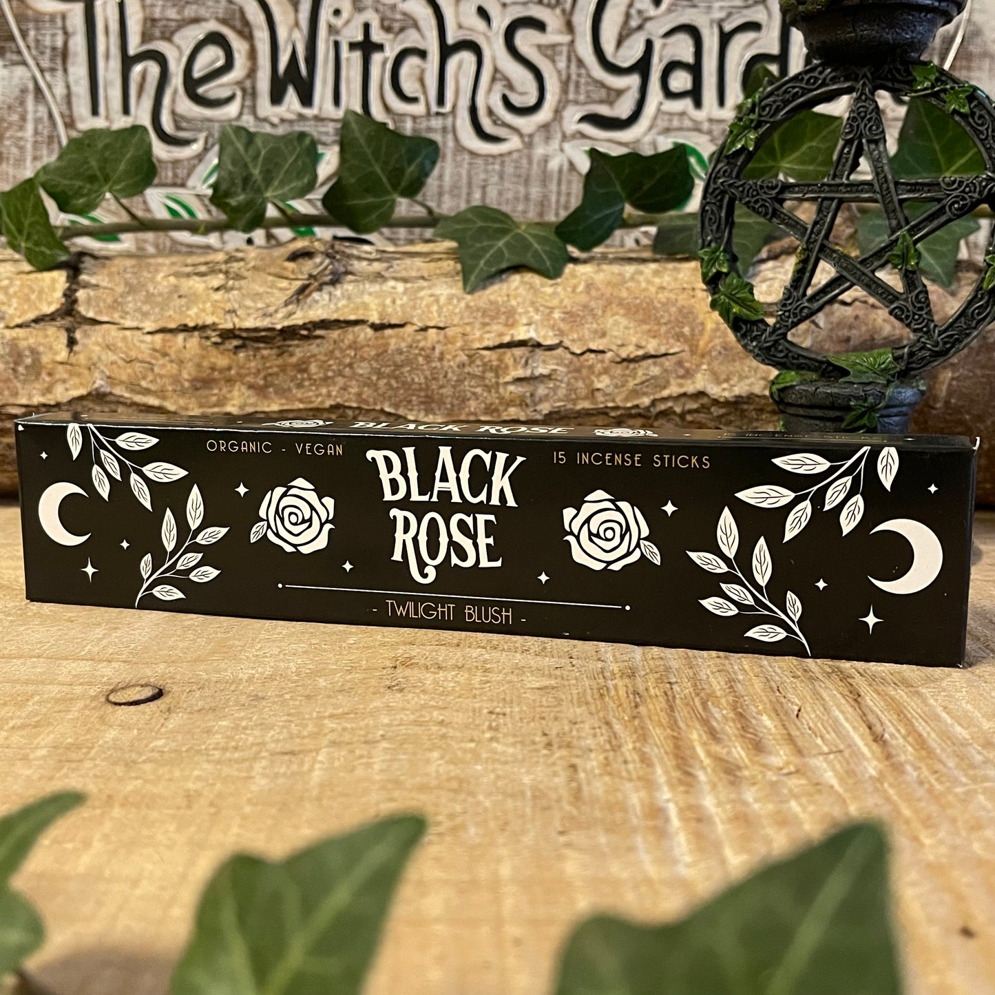 This exceptional bundle of 'Black Rose' incense features 15 sticks of the luxurious Twilight Blush scent. Made with vegan and organic materials, these sticks are expertly hand-rolled in India with top-quality ingredients and fragrances. For optimal safety, always burn incense with a suitable holder and never leave it unattended.