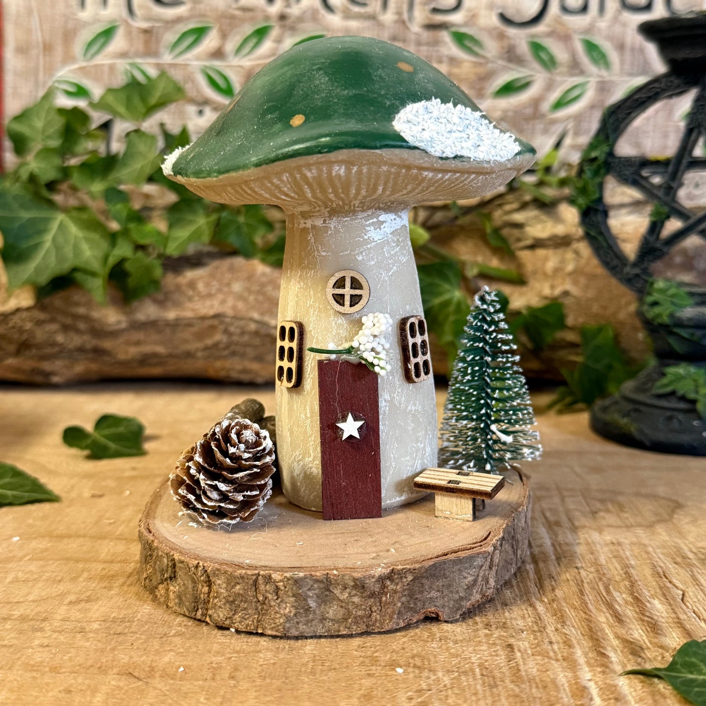 Bring a sprinkle of festive woodland magic into your home with our Folk Art Xmas Mushroom Toadstool (Medium). Hand painted in joyful Christmas colours, each toadstool is adorned with delicate folk art patterns inspired by the warmth and wonder of winter forests.
