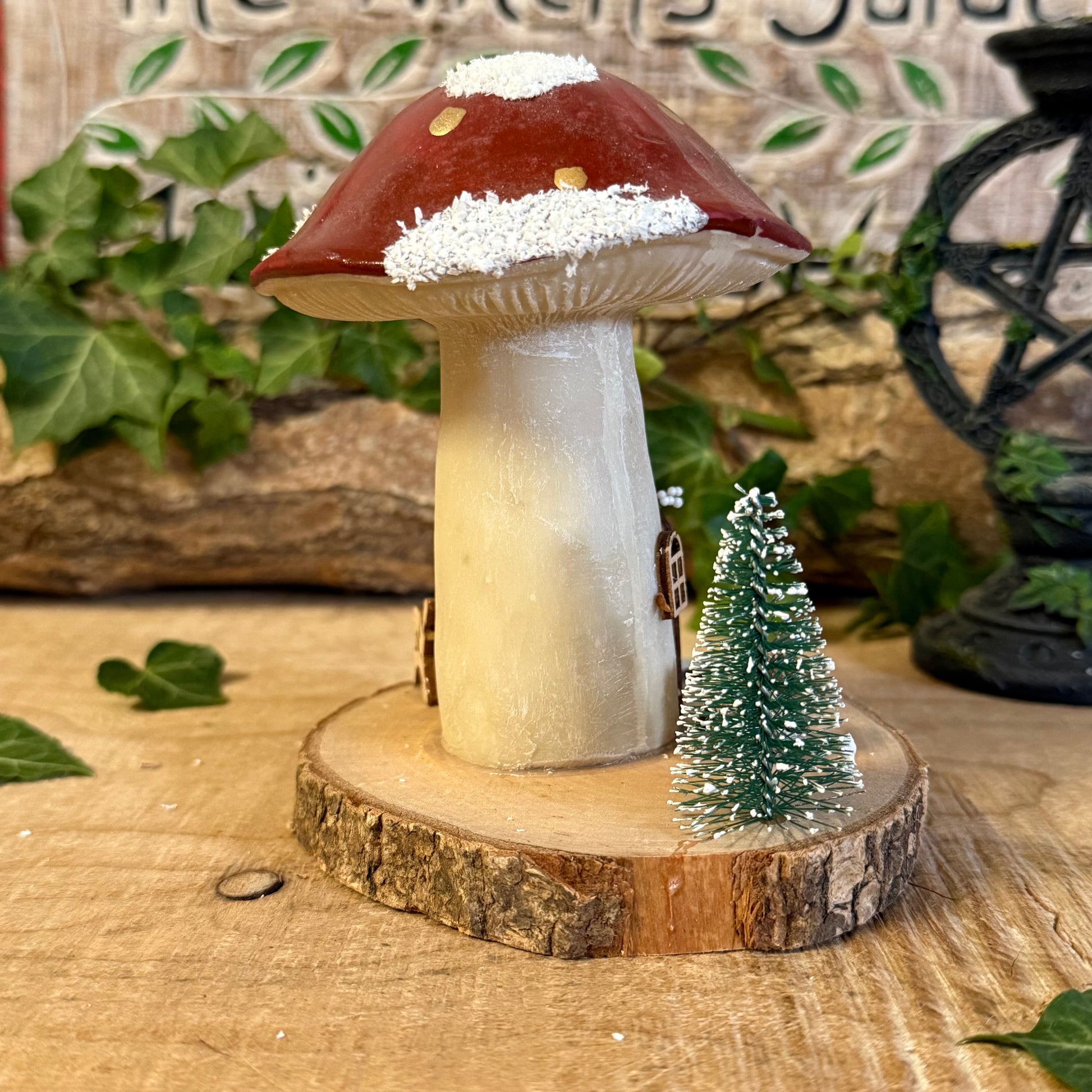 Bring a sprinkle of festive woodland magic into your home with our Folk Art Xmas Mushroom Toadstool (Medium). Hand painted in joyful Christmas colours, each toadstool is adorned with delicate folk art patterns inspired by the warmth and wonder of winter forests.