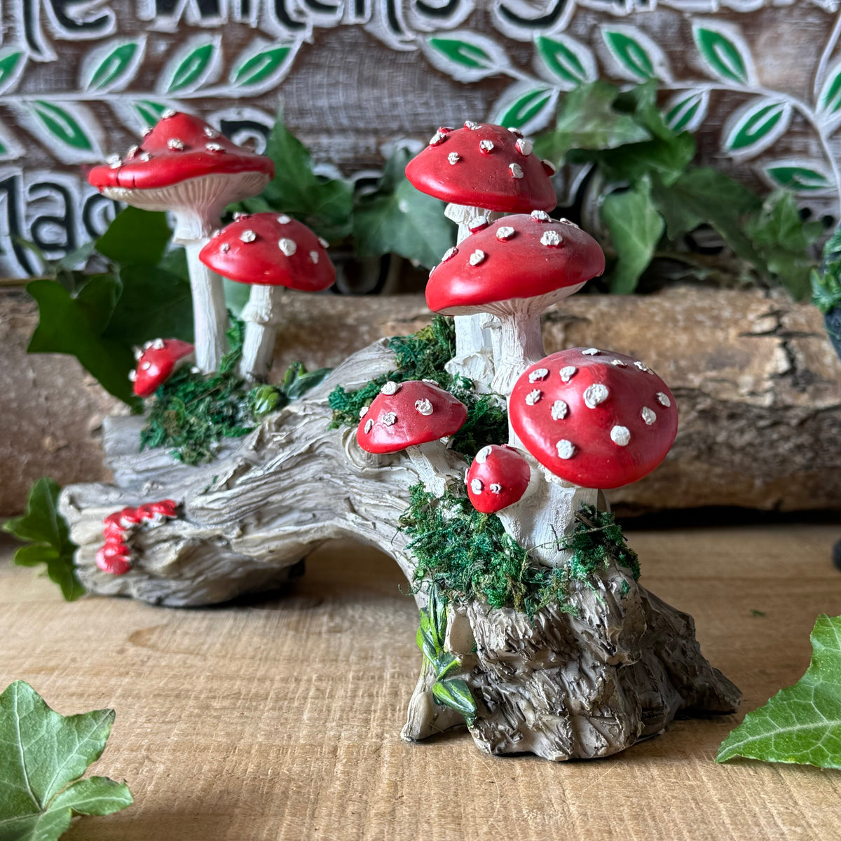 Nemesis Now Toadstool Trunk 15.2cm – Enchanted Woodland Mushroom Sculpture