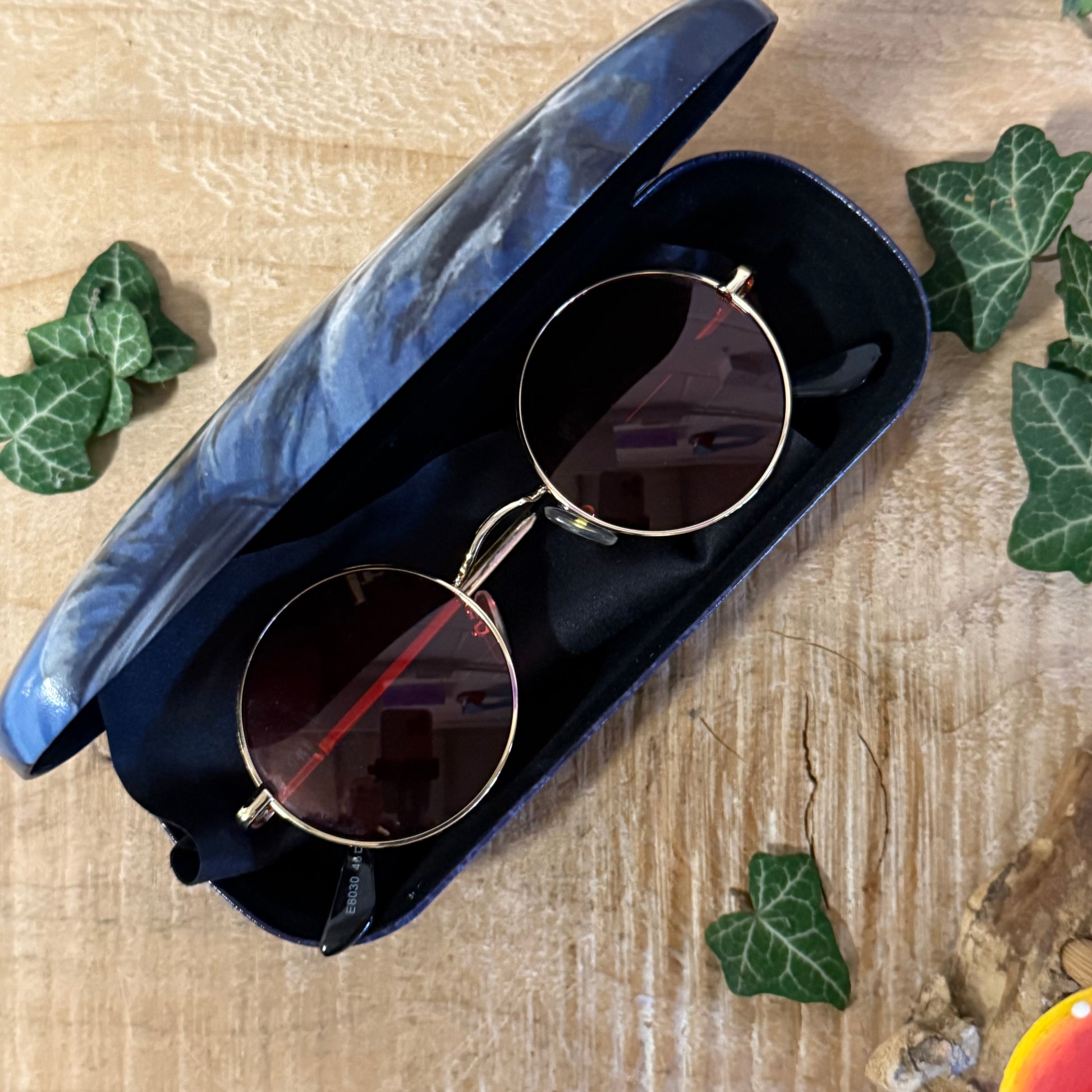 Quiet Reflection Glasses Case – Lisa Parker Fantasy Art Case

Protect your glasses with the Quiet Reflection Glasses Case by Lisa Parker. Features fantasy artwork, includes cleaning cloth, exclusive design.