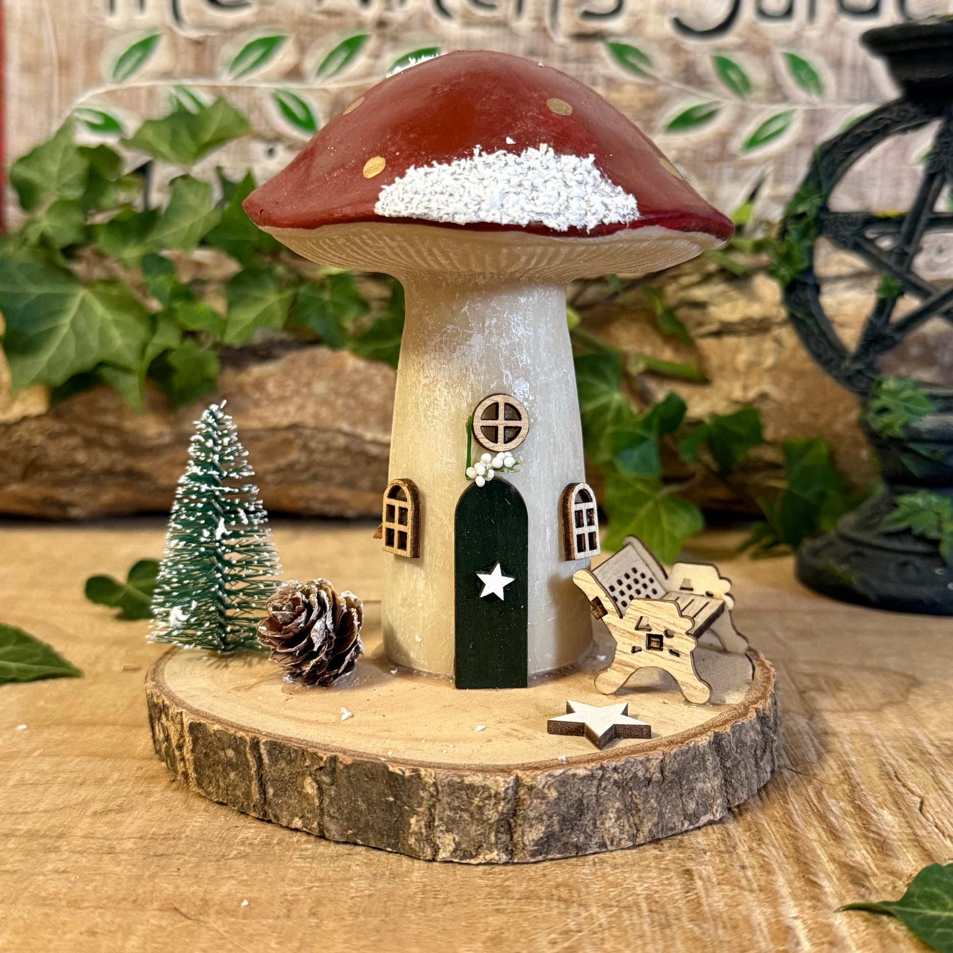 Bring a sprinkle of festive woodland magic into your home with our Folk Art Xmas Mushroom Toadstool (Medium). Hand painted in joyful Christmas colours, each toadstool is adorned with delicate folk art patterns inspired by the warmth and wonder of winter forests.