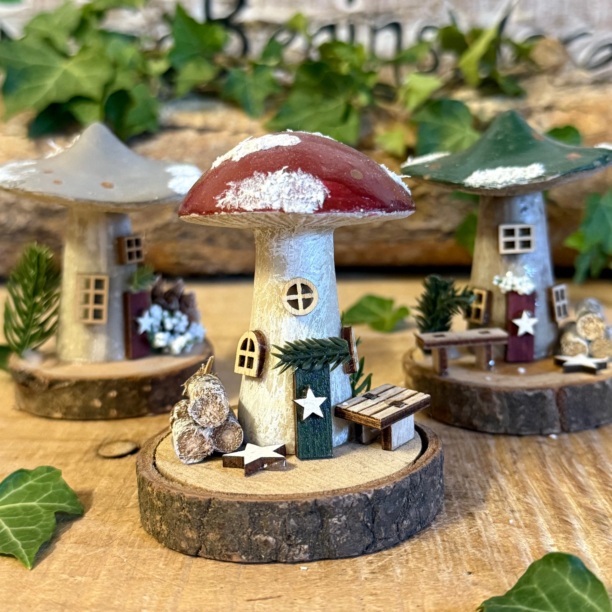 Invite a touch of winter woodland enchantment into your home with our Folk Art Xmas Mushroom Cottage (Small). This charming little cottage is hand painted in festive colours, blending folk art florals with the cosy magic of Yuletide.