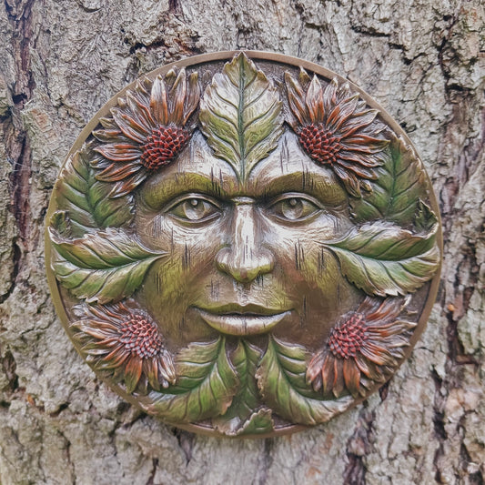 The term ‘Tree Spirit’ can cover all kinds of mystical forest dwellers, including Green Men and Tree Ents. They are ancient and wise, offering healing magic, wisdom and insight. A tree spirit is a type of nature spirit, and essentially the living soul of a tree. It has much in the way of wisdom and healing to offer those who are willing to listen and absorb.