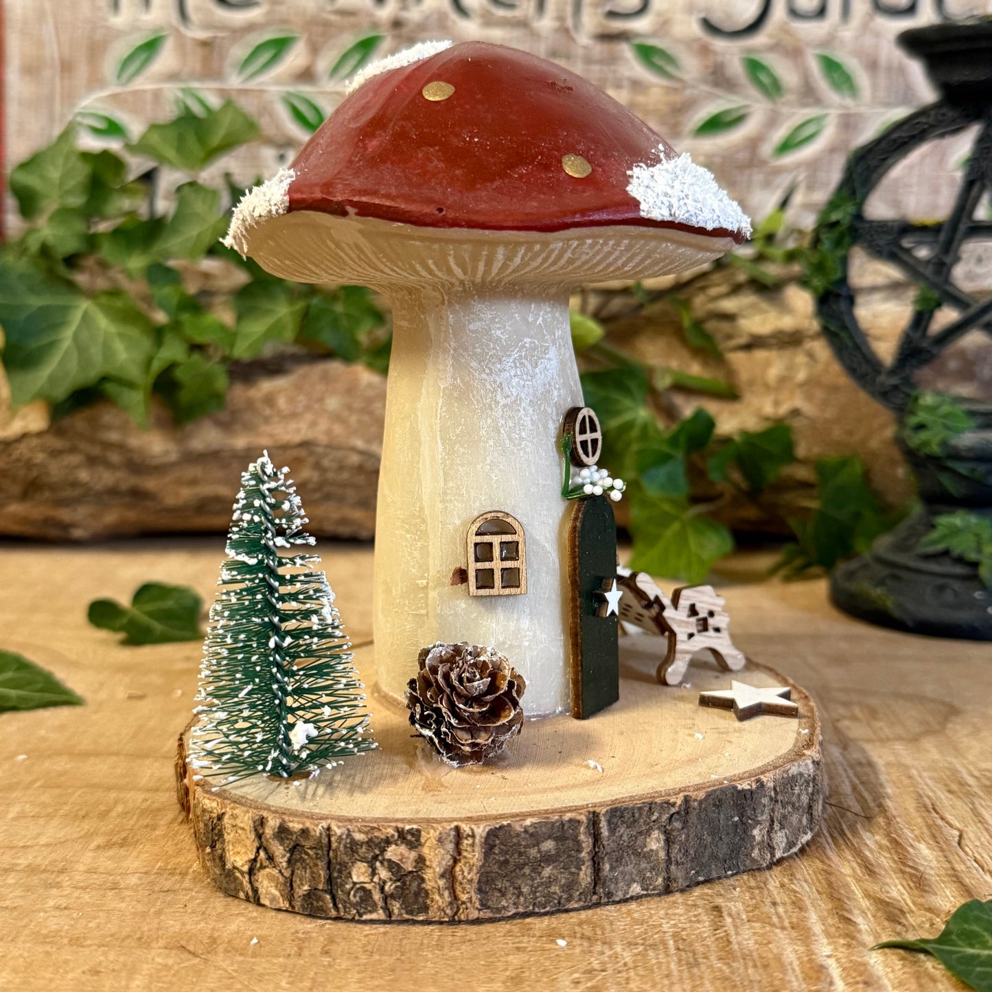 Bring a sprinkle of festive woodland magic into your home with our Folk Art Xmas Mushroom Toadstool (Medium). Hand painted in joyful Christmas colours, each toadstool is adorned with delicate folk art patterns inspired by the warmth and wonder of winter forests.