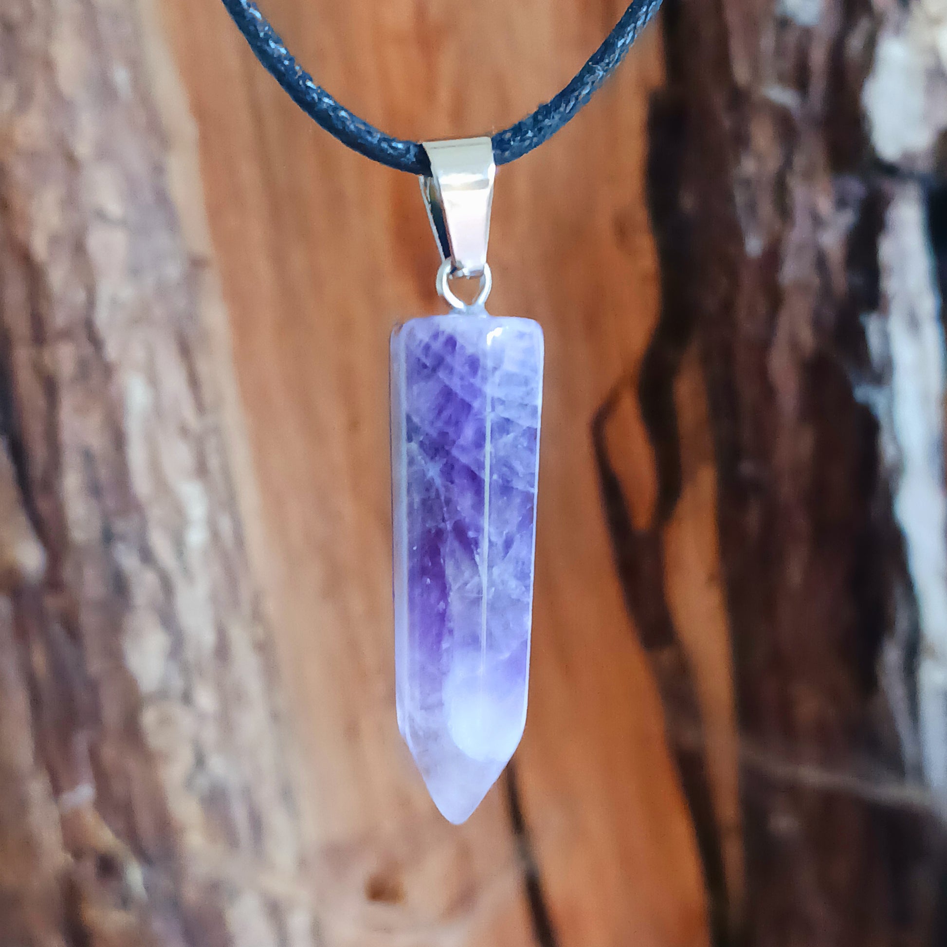  Amethyst, known as the stone of spirituality and peace, ranges in shades from soft lavender to deep violet. Believed to enhance intuition, calm the mind, and connect you to higher consciousness, this crystal pendant is perfect for meditation, energy work, or everyday wear. A meaningful gift for yourself or a loved one.