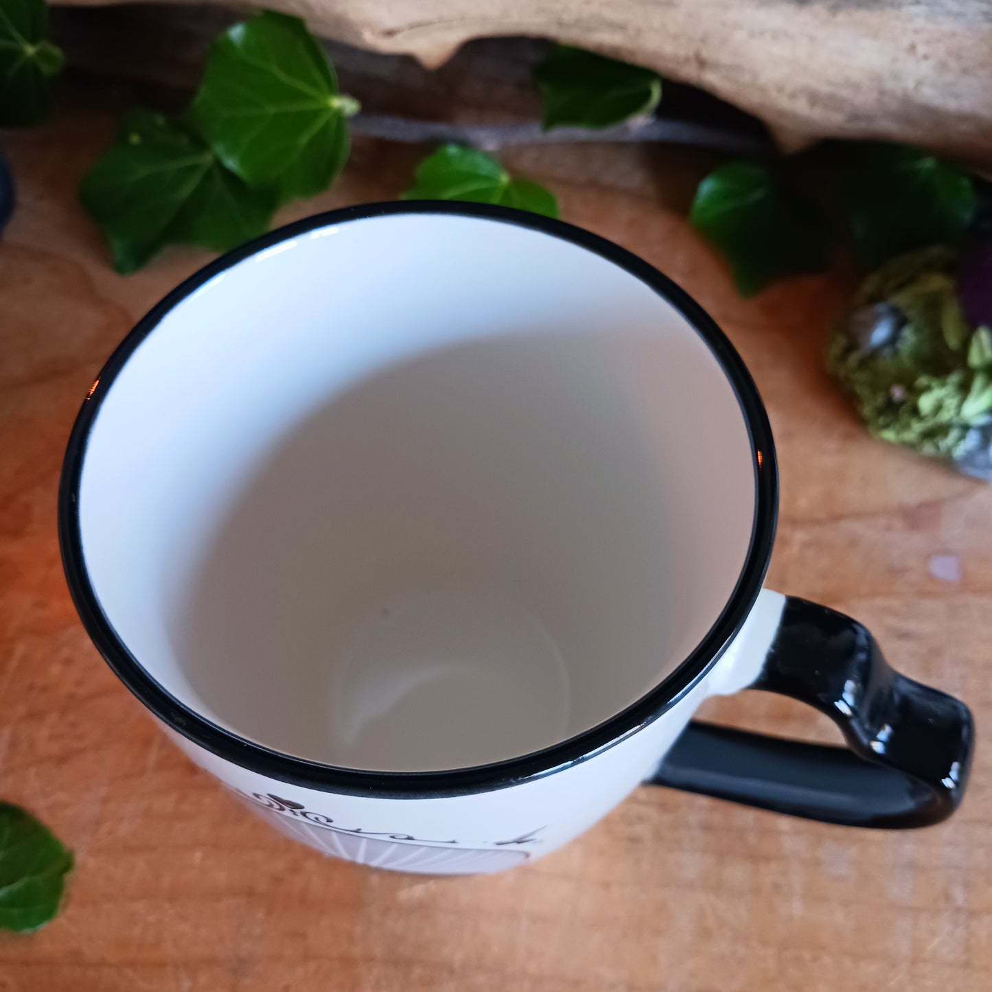 In a world where every cat has two sides—the purring saint basking in sunlight and the midnight prowler plotting chaos—balance is everything. The Saint or Sinner Cat Mug celebrates that duality with charming, original artwork that lets you choose your mood with every sip.