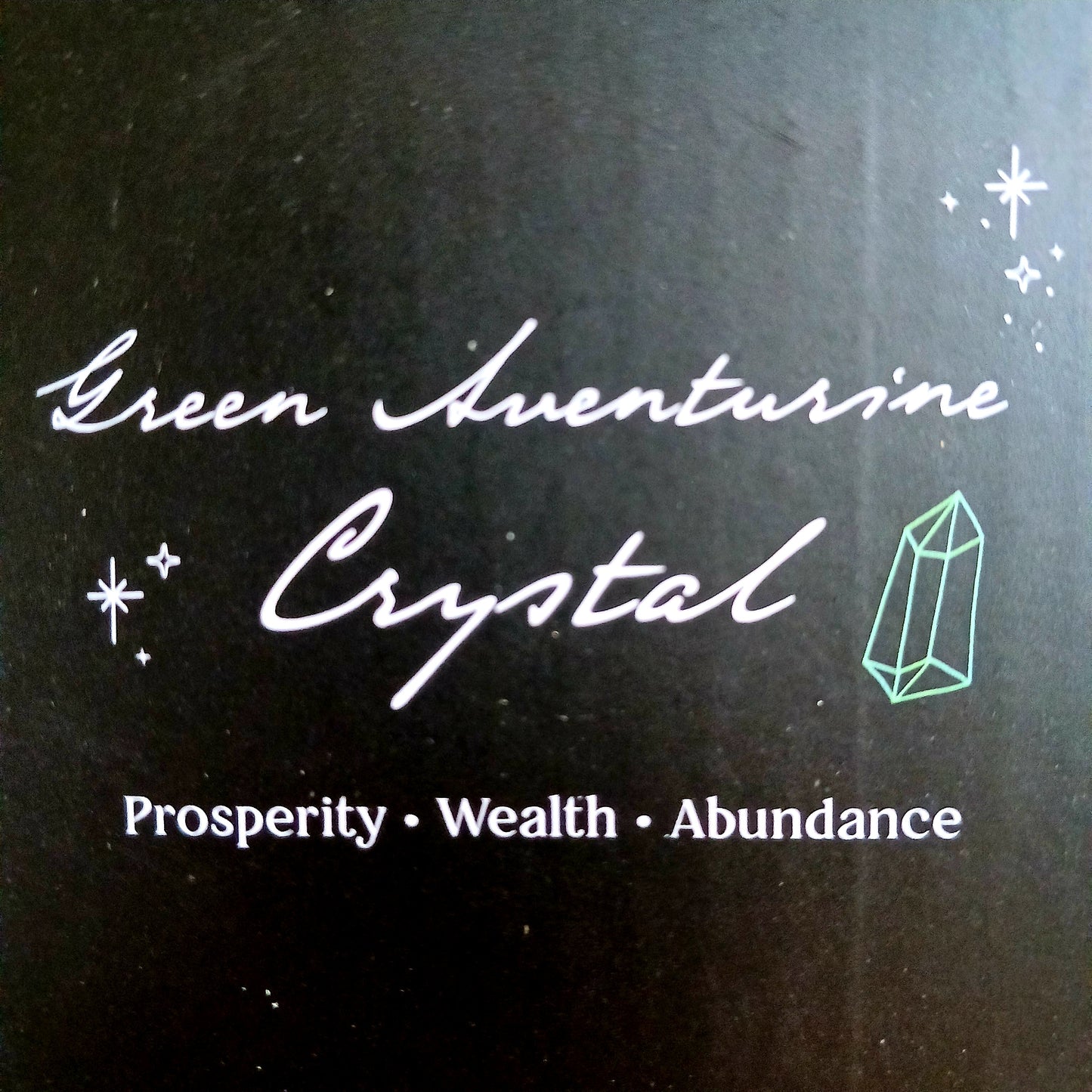 Invite prosperity, positive energy, and spiritual abundance into your space with the Luck Crystal Candle with Hidden Aventurine. Beautifully shaped like a vibrant green crystal tower, this unique candle is designed to inspire intention setting, manifestation, and mindful rituals.