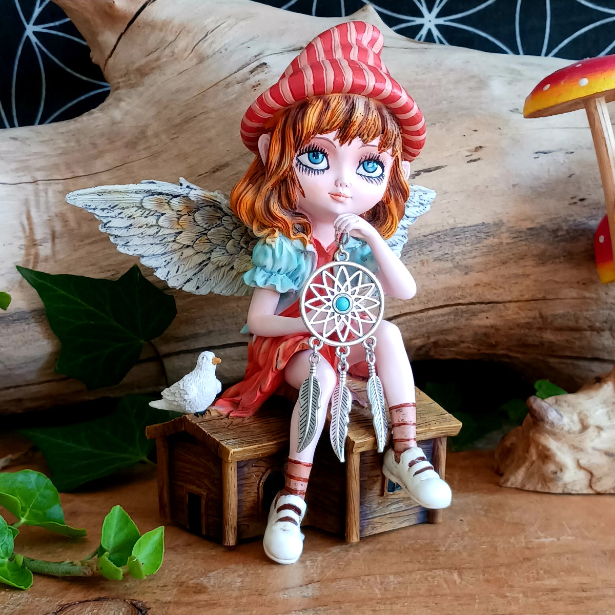 Bring the enchanting magic of autumn into your home with this Dreamweaver Autumn Fae by Nemesis Now, a whimsical vintage-inspired fairy filled with the warmth, colour and mystery of the season.