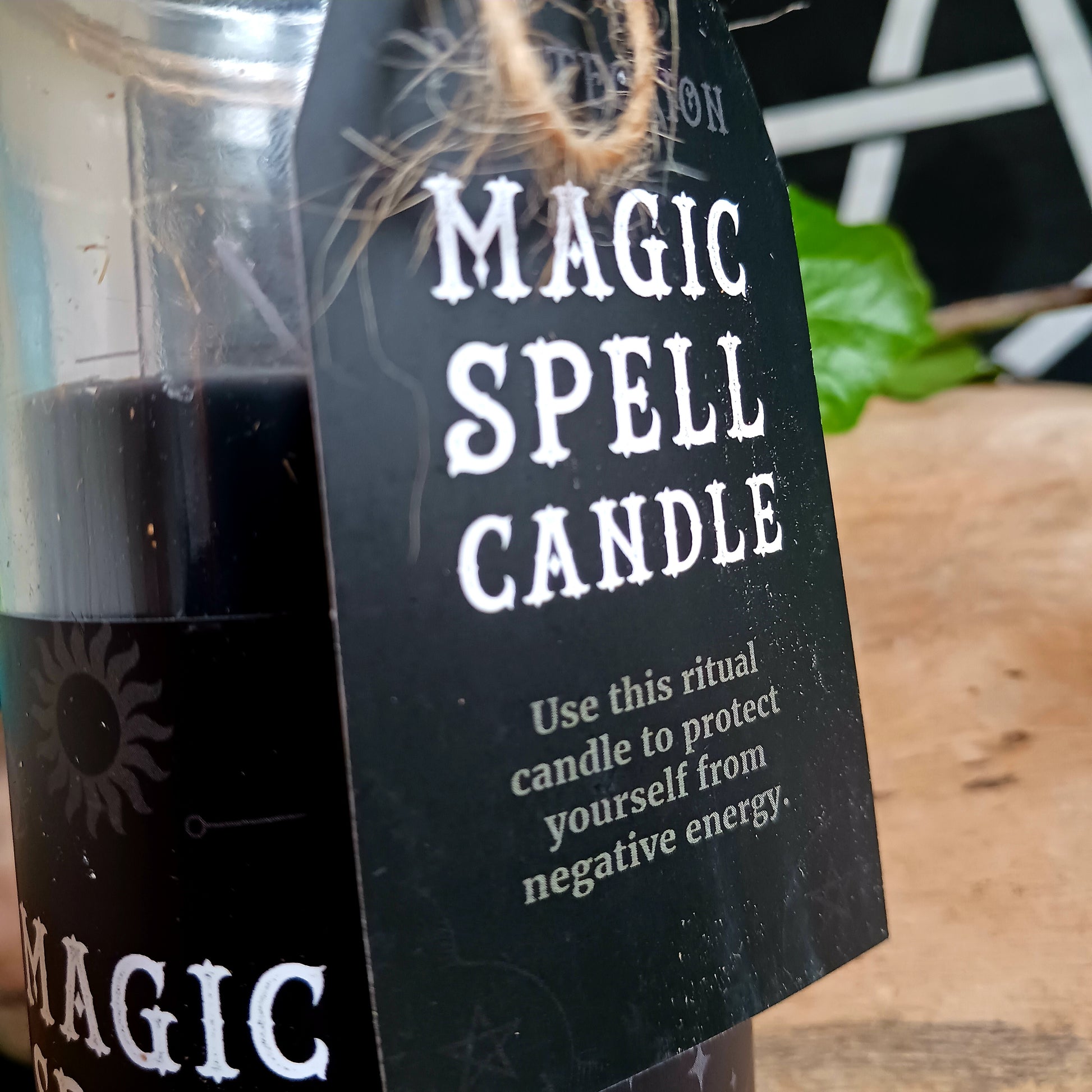 Inspired by traditional 7-day prayer candles, this Protection Magic Spell Candle is crafted to support rituals focused on protection, strength, and spiritual guidance. Infused with a rich, sensual opium fragrance, this candle creates a powerful atmosphere for intention-setting, meditation, and spiritual work.