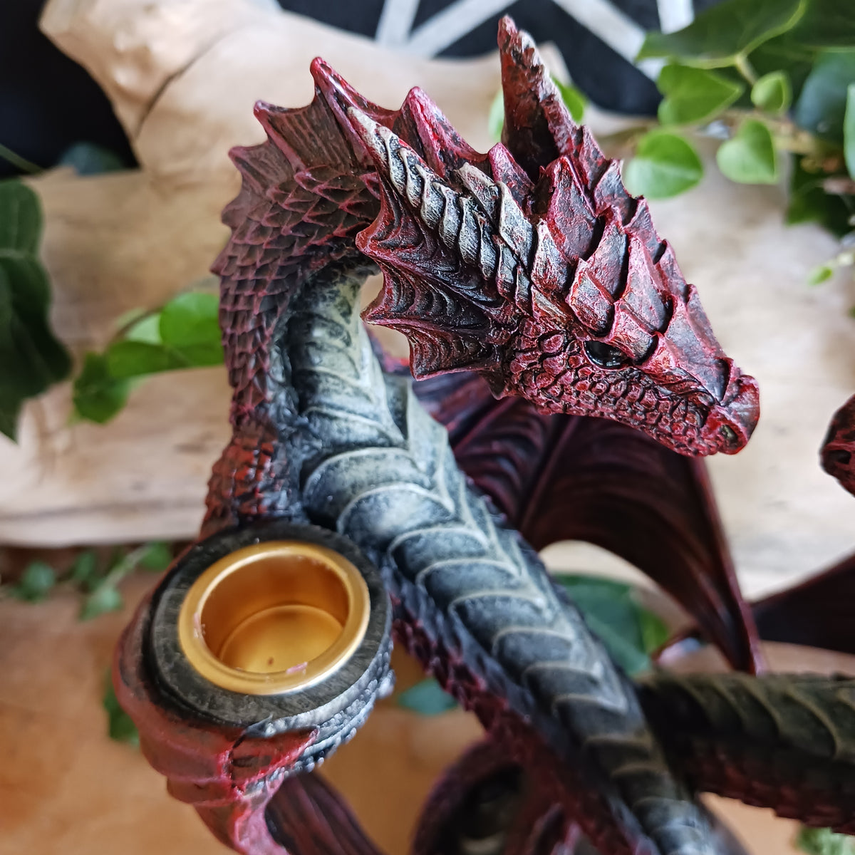 Bring a touch of dark fantasy and gothic romance to your home with this stunning Anne Stokes Dragon Heart Candle Holder, created by world-famous fantasy artist Anne Stokes and expertly crafted in resin by fantasy specialists Nemesis Now.
