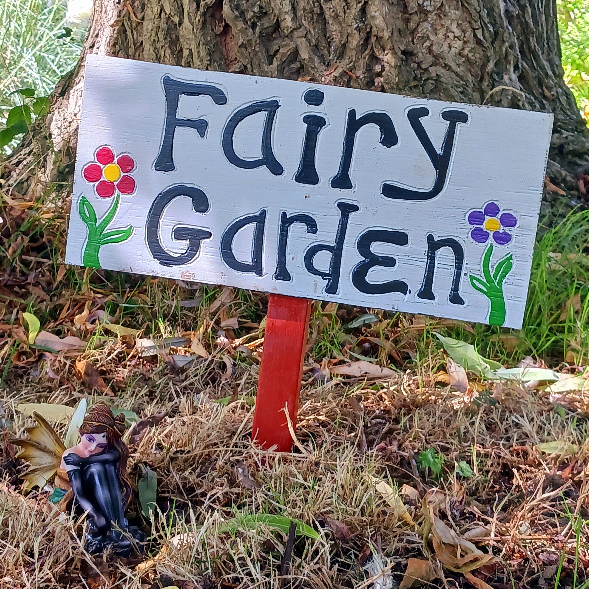Bring a touch of magic to your garden with our beautifully crafted Fairy Garden Sign. Perfect for sparking imagination and wonder, this whimsical piece adds charm to any outdoor or indoor fairy garden. Whether you’re creating a mystical corner in your backyard or a cozy indoor scene, this sign is a delightful reminder to believe in enchantment and the world of tiny magical creatures. 