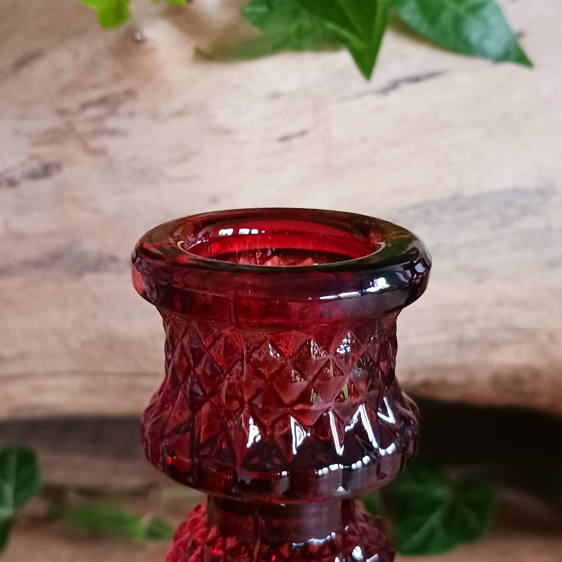 Add bold elegance to your table décor with the Vintage Dinner Candle Holder in Vampire Red. Crafted from high-quality glass, this striking taper candle holder features a deep, dramatic red hue that instantly enhances any setting with warmth, romance, and sophistication.