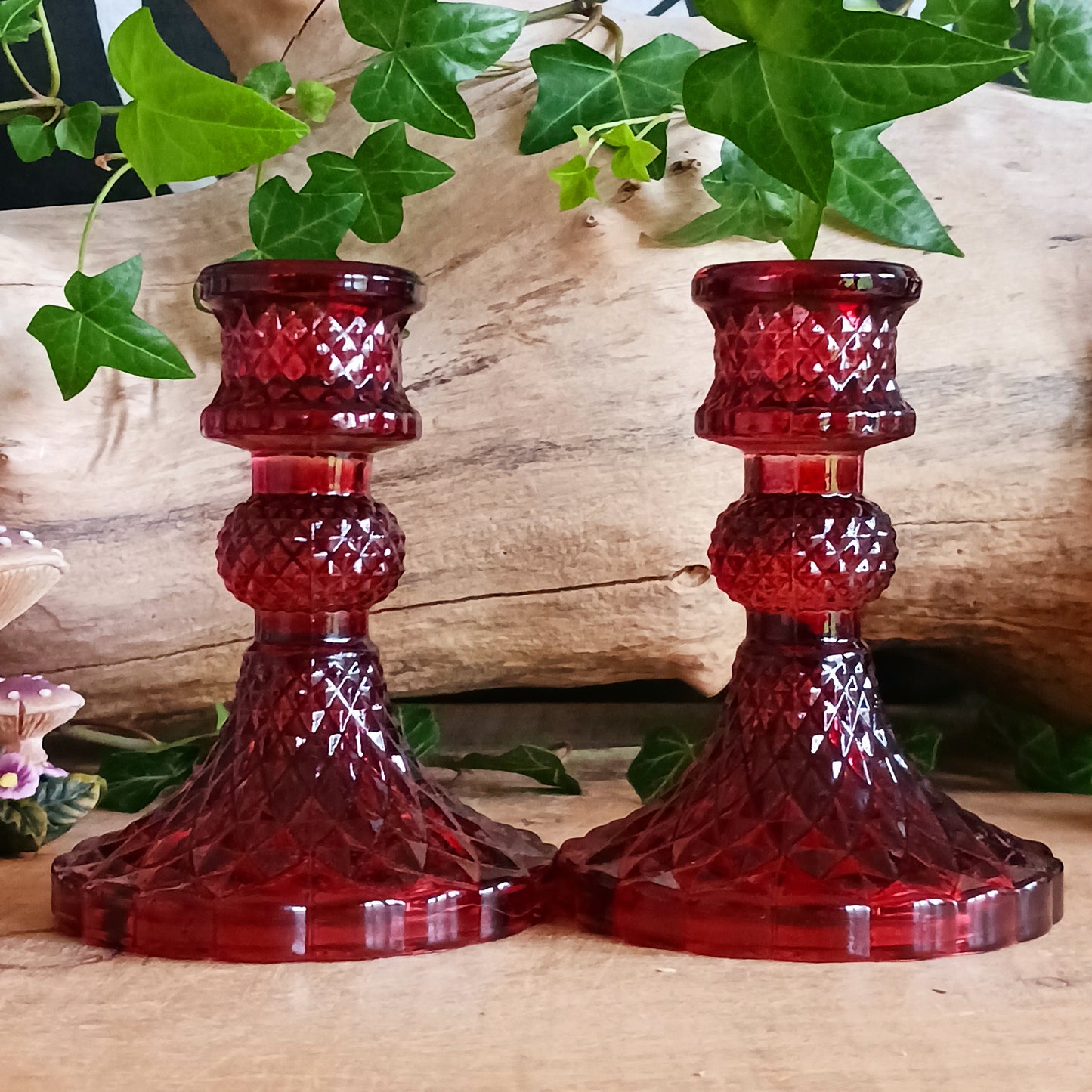 Add bold elegance to your table décor with the Vintage Dinner Candle Holder in Vampire Red. Crafted from high-quality glass, this striking taper candle holder features a deep, dramatic red hue that instantly enhances any setting with warmth, romance, and sophistication.