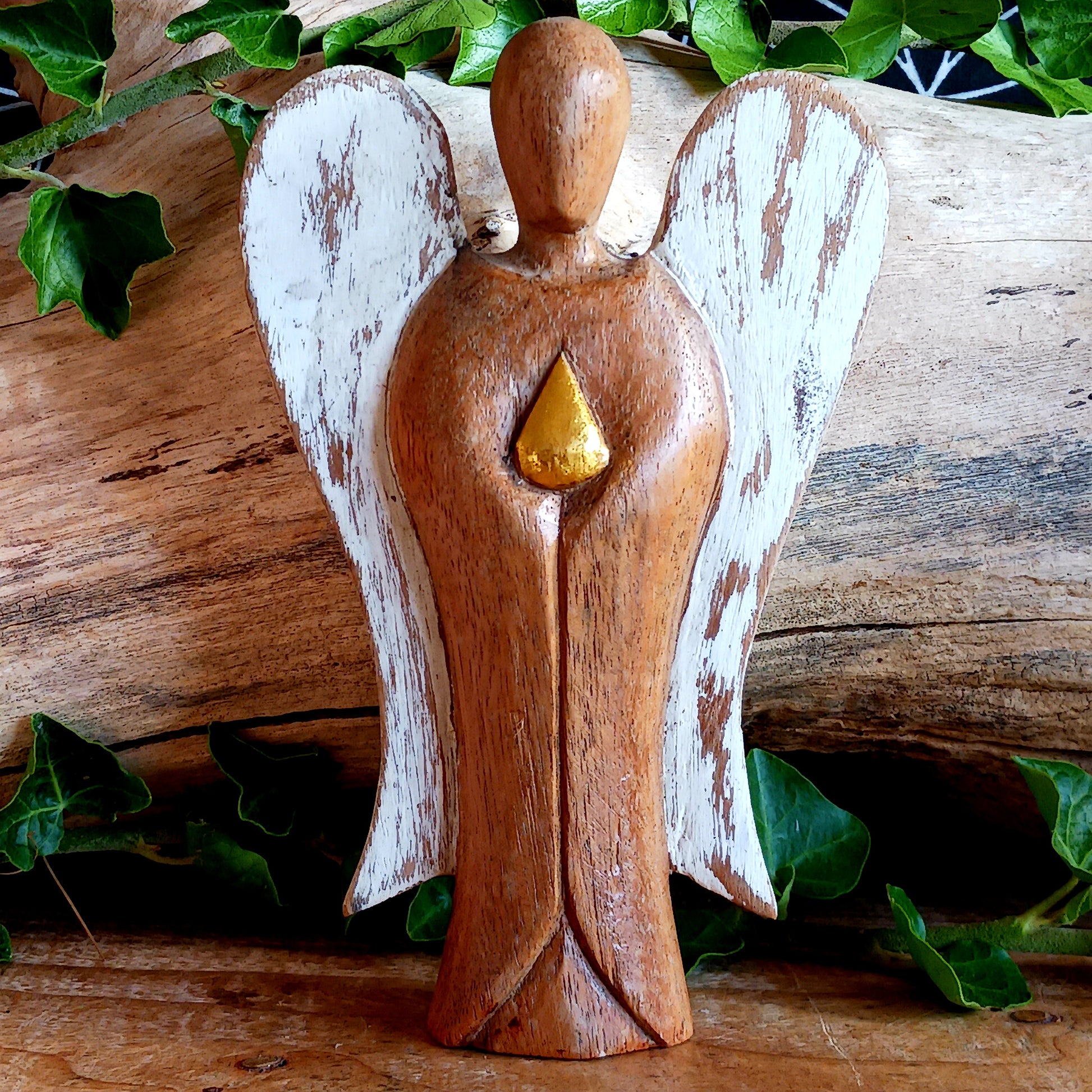 Share love, care, and cultural beauty with a hand-carved Hati-Hati Wooden Angel of Love. Ethically crafted in the mountain villages of Indonesia, each angel is made from sustainable Suar wood – a tropical hardwood known for its durability and beautiful grain.