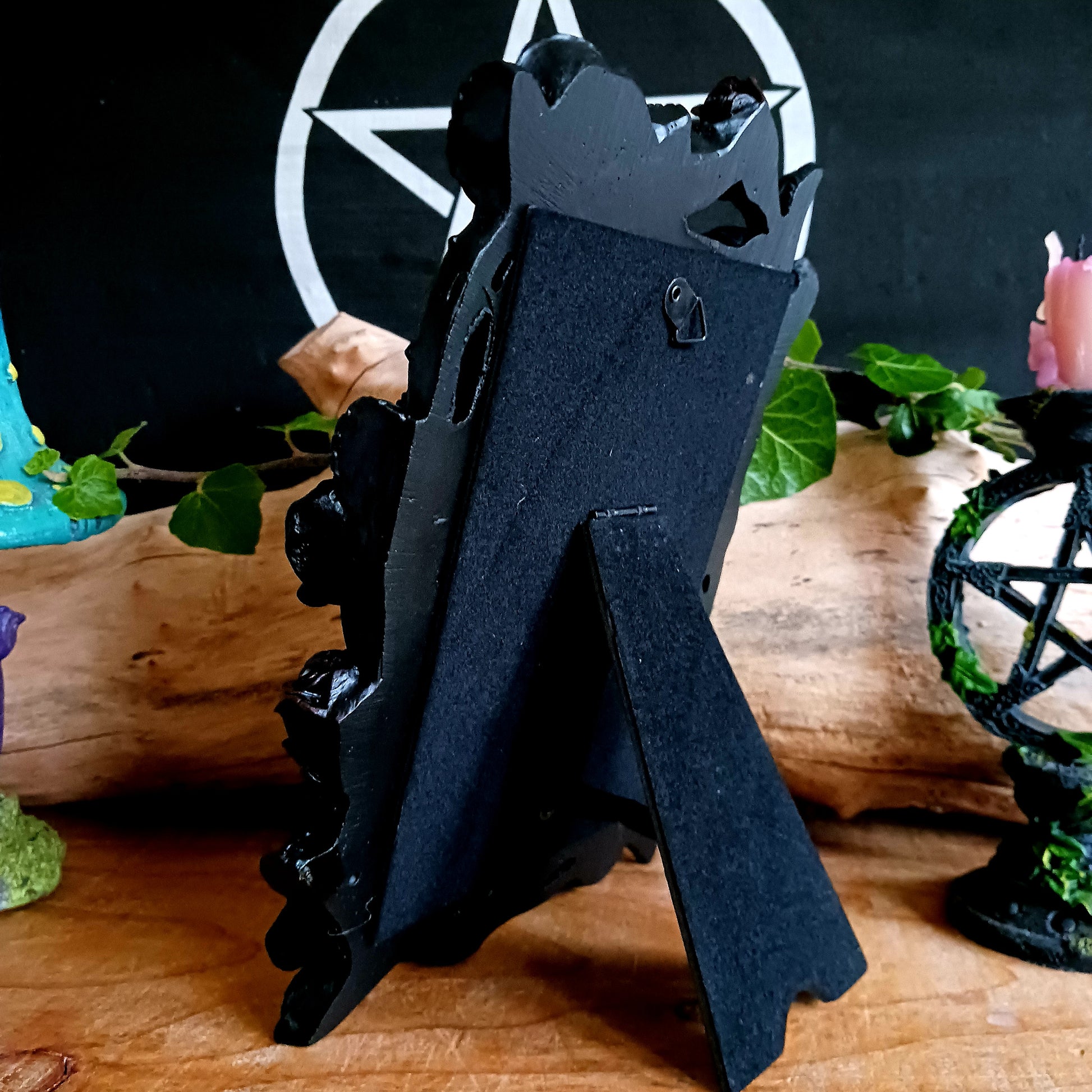 Add a touch of dark romance to your interior with the Rose & Vine Decorative Mirror from the Shades of Alchemy collection. Featuring intricately entwined roses and vines, this striking mirror blends gothic elegance with timeless design.